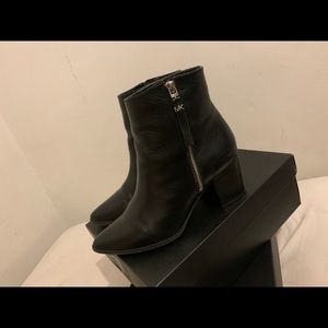 Michael Kors Black ZIP Leather Booties